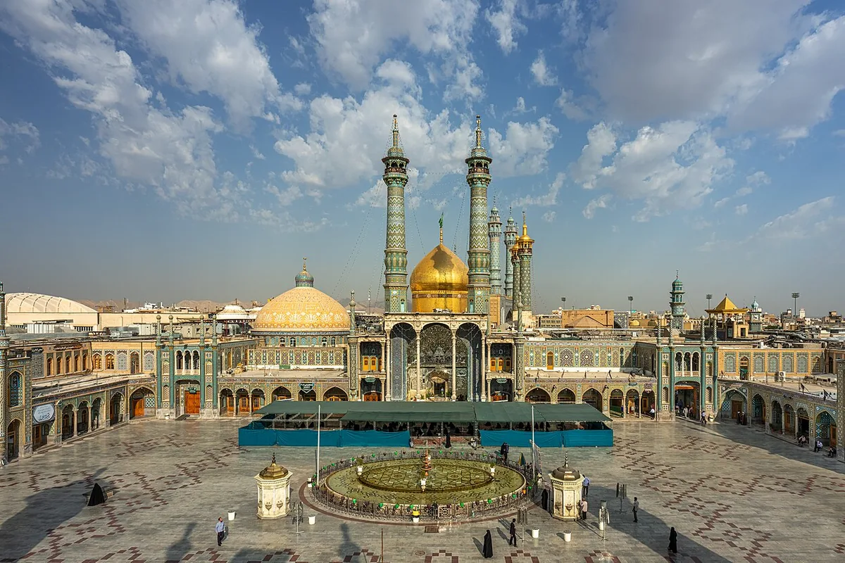 نمای قم